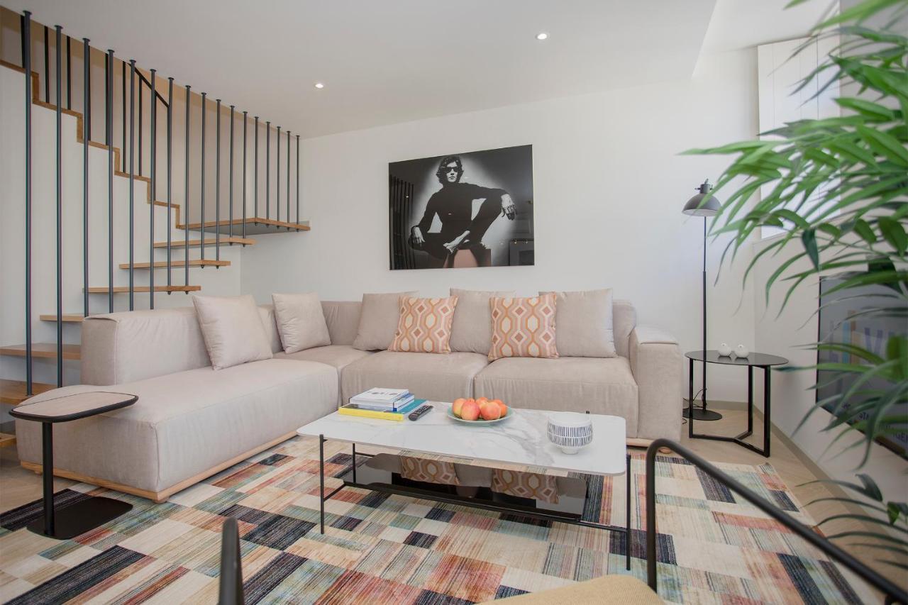 Liiiving In Porto - Luxury Beachfront Apartments Экстерьер фото